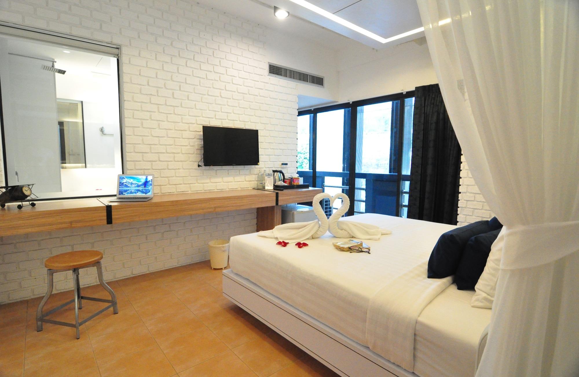 Patong Forty Winks Phuket Hotel מראה חיצוני תמונה